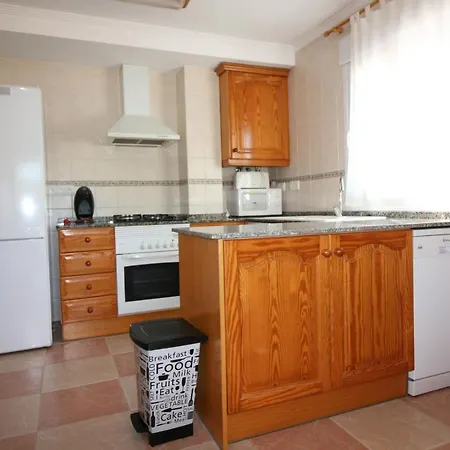 Holidays 2 Apartment *