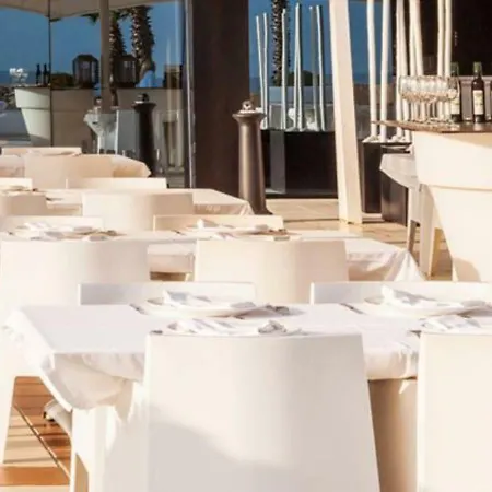 Apartment Holidays 2