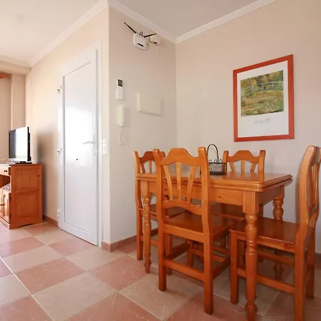 Holidays 2 Apartment *