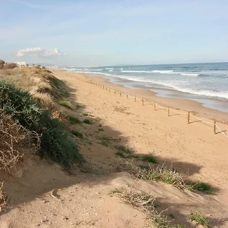 Holidays 2 アパート *